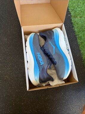 Hoka Clifton 11 Men's Gray and Blue Running Sneakers